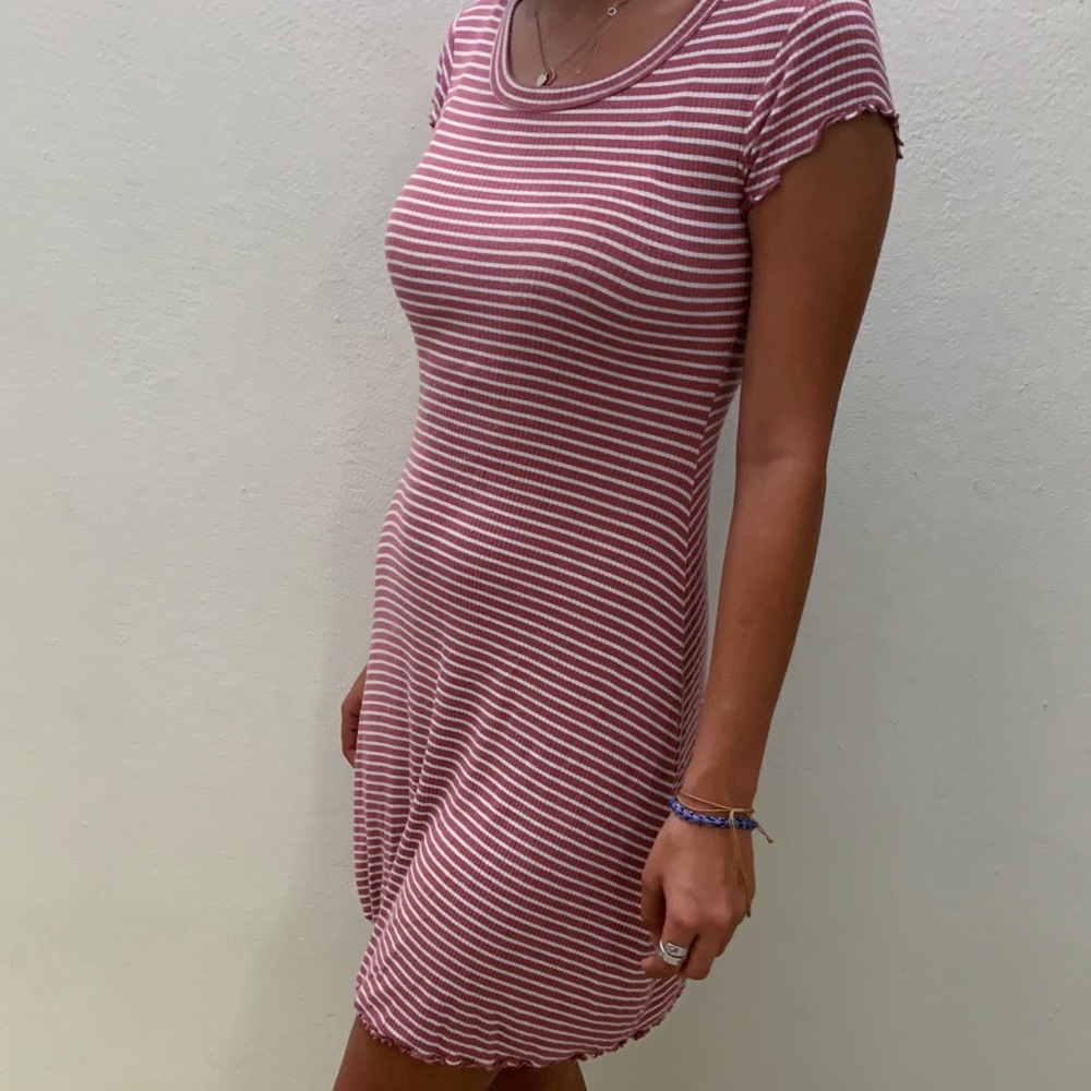 dusty rose t shirt dress